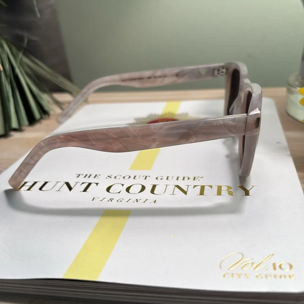 YSL sunglasses - Picture 2 of 10